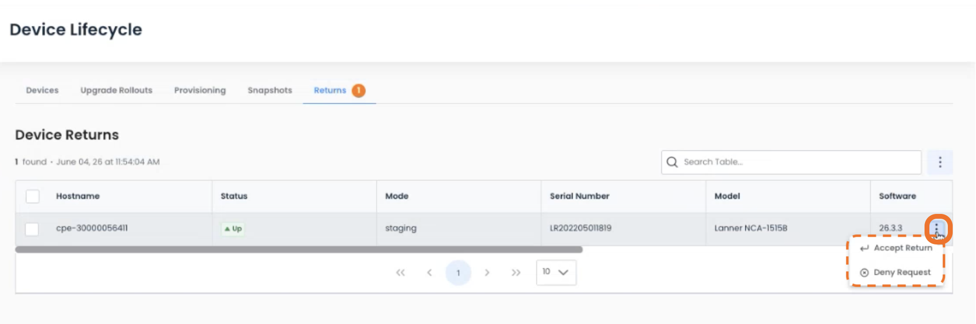 Device returns section showing hostname, status, and options to accept or deny requests.